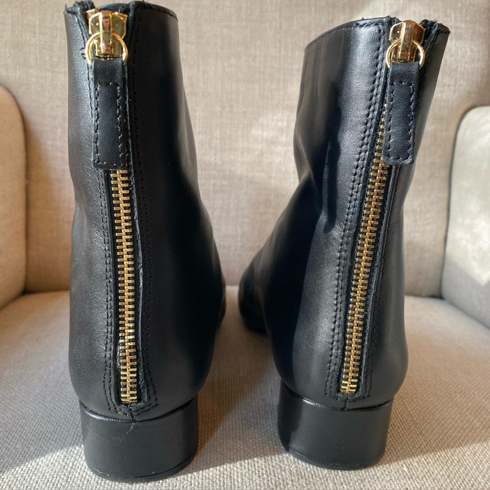 J. Crew Roxie Black Leather Back Zip Ankle Boots in Sz 7.5 with box - Picture 6 of 13